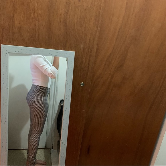 == SOLD == 5 FOR $15 Uniqlo ultra stretch leggings pants - Picture 9 of 10